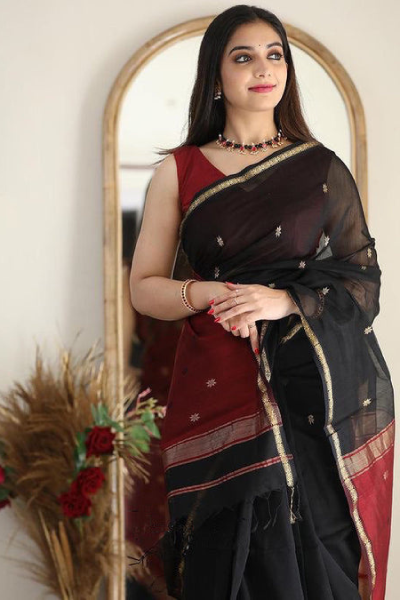 Smoky Black Maheshwari Cotton Silk Saree - Image 2