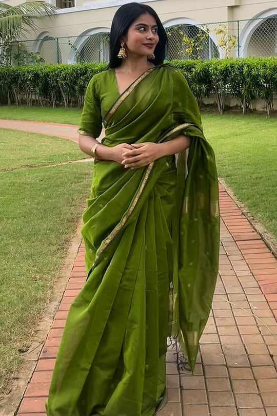 Leaf Green Maheshwari Cotton Silk Saree - Image 5